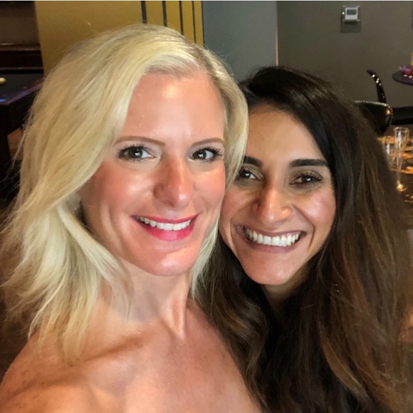 Meet your Posher, Stacy - Picture 3 of 5